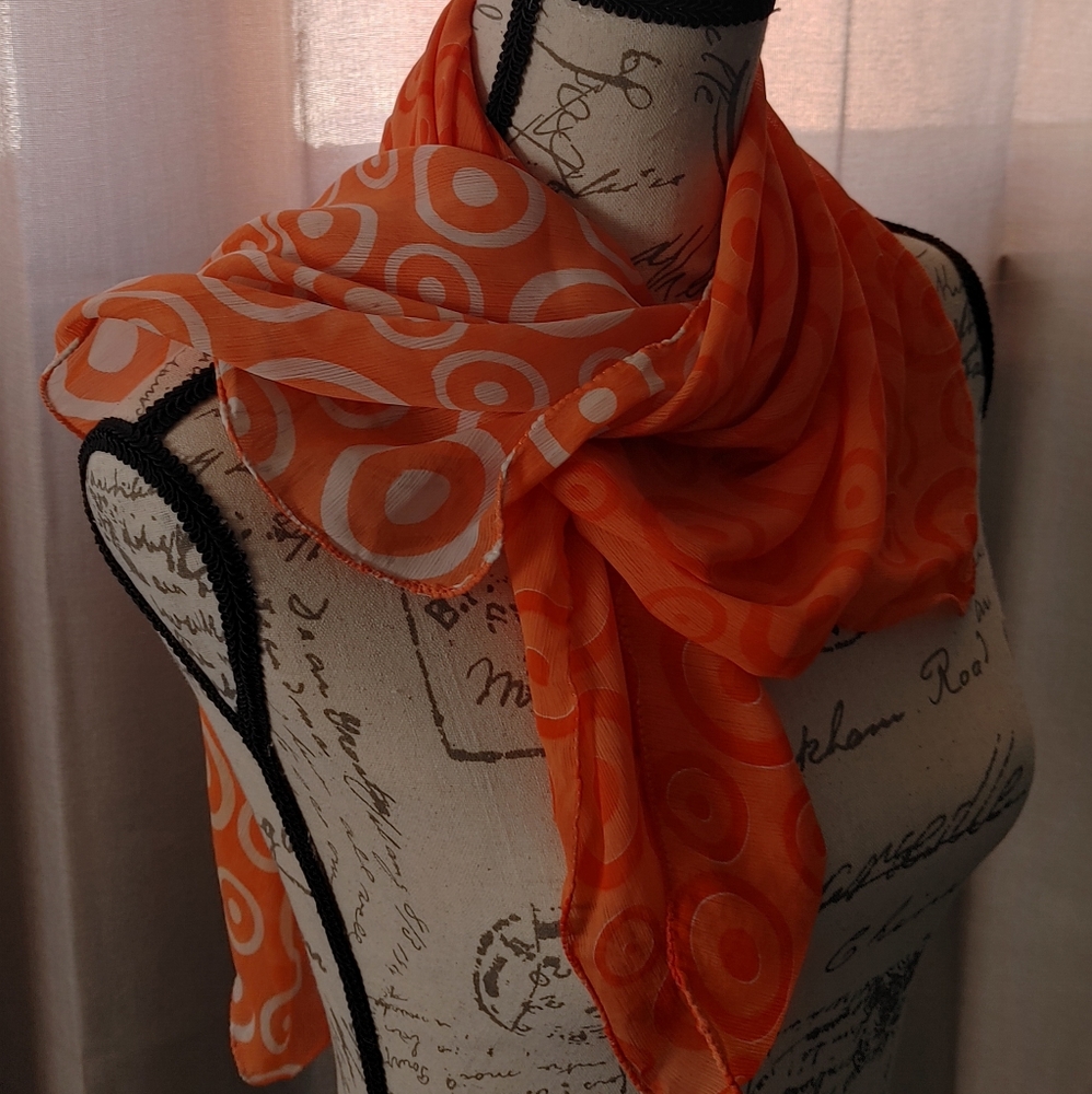 Light scarf